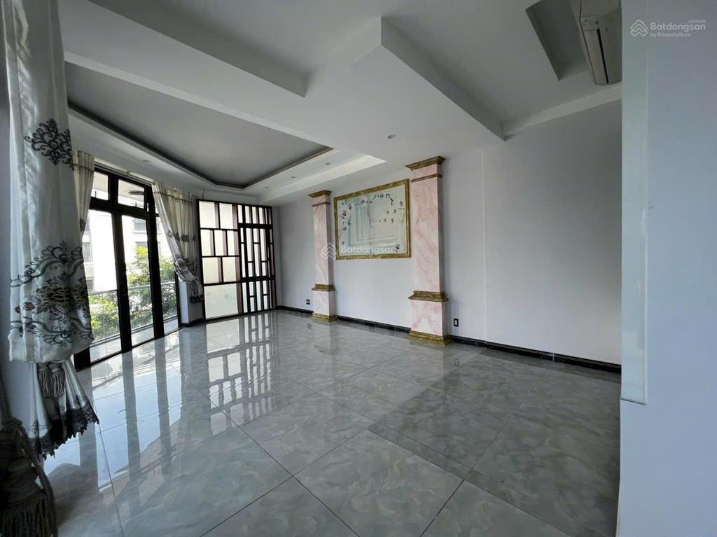 Xuất sắc! góc 2 mt ngang 8m  400m2 sàn  vạn phúc  dòng tiền 90 triệu/tháng