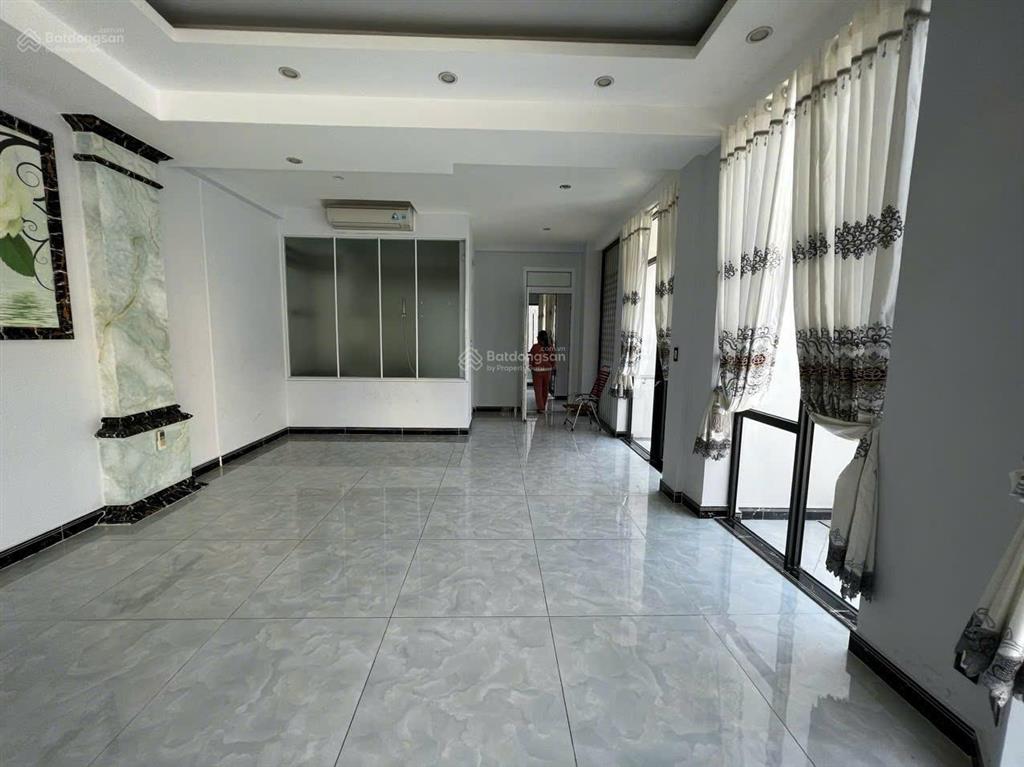 Xuất sắc! góc 2 mt ngang 8m  400m2 sàn  vạn phúc  dòng tiền 90 triệu/tháng