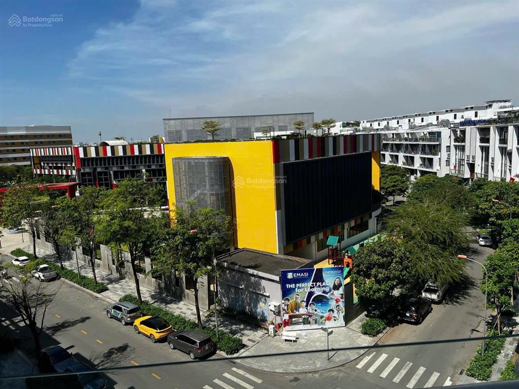 Xuất sắc! góc 2 mt ngang 8m  400m2 sàn  vạn phúc  dòng tiền 90 triệu/tháng