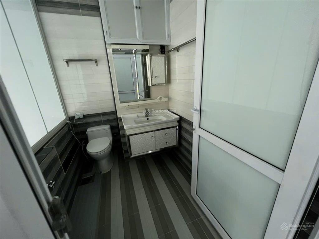 Xuất sắc! góc 2 mt ngang 8m  400m2 sàn  vạn phúc  dòng tiền 90 triệu/tháng