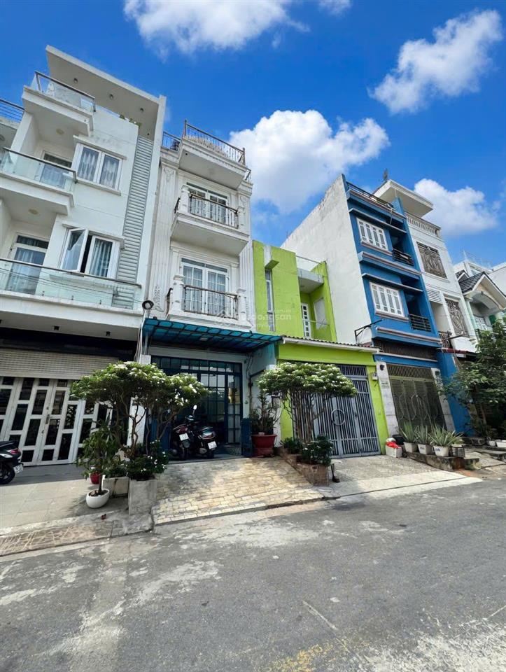 Rất hiếm! nhà 4 tầng hiệp bình  kiên cố  thông ql13  phạm văn đồng