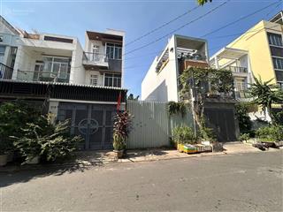 Quá thơm! gần 100m2 10.6 tỷ tl  đất ngang 5m  xây cao  gần chợ hiệp bình  hiệp bình chánh