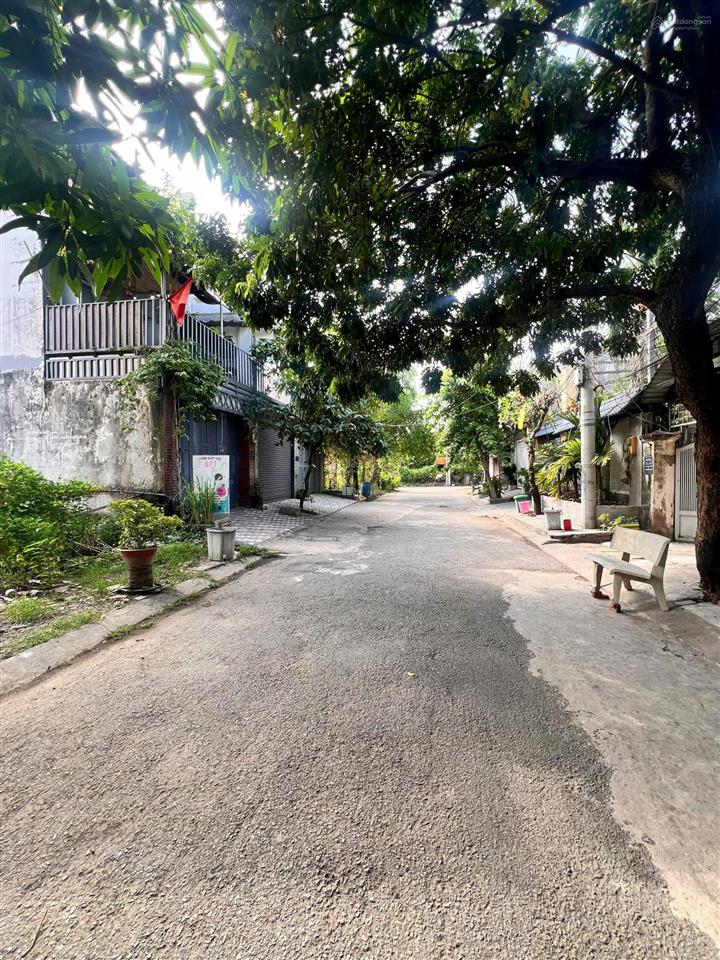 Siêu hiếm! 200m2 đất biệt thự bên sông  chỉ 15 tỷ  xây dựng cao  vị trí đẹp