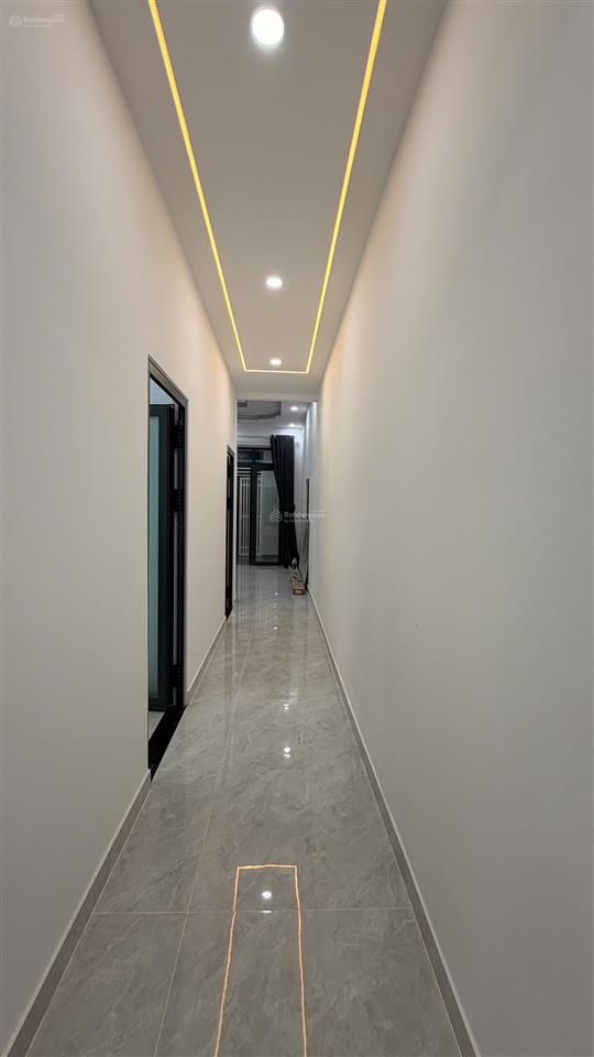 Bán nhà mới xây full nội thất, dt 97m(5x19,5m), mặt tiền đường ô tô, dọn vào ở ngay
