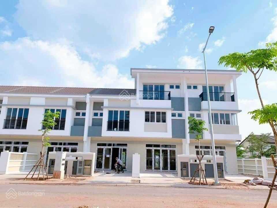 Bán nhanh căn nhà phố vườn thiên đàng 2 ecolakes mỹ phước tp hcm gần công viên hồ bơi