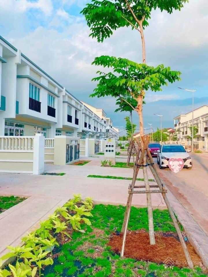 Bán nhanh căn nhà phố vườn thiên đàng 2 ecolakes mỹ phước tp hcm gần công viên hồ bơi