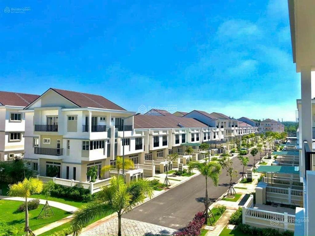 Chính chủ cần bán căn 5m vườn thiên đàng 2 ecolakes bến cát tphcm giá hời