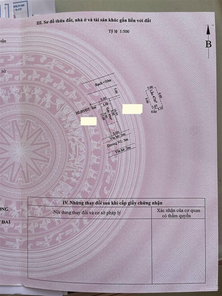 Nhà 1 lầu có 2 phòng ngủ sân đậu ô tô sổ hồng riêng hoàn công đầy đủ.