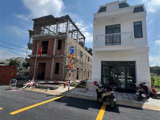 Bán nhà phố đồng bộ gia khải full hoàn thiện cao cấp dtsd 120m2 giá 2,4 tỷ / căn, sổ lâu dài