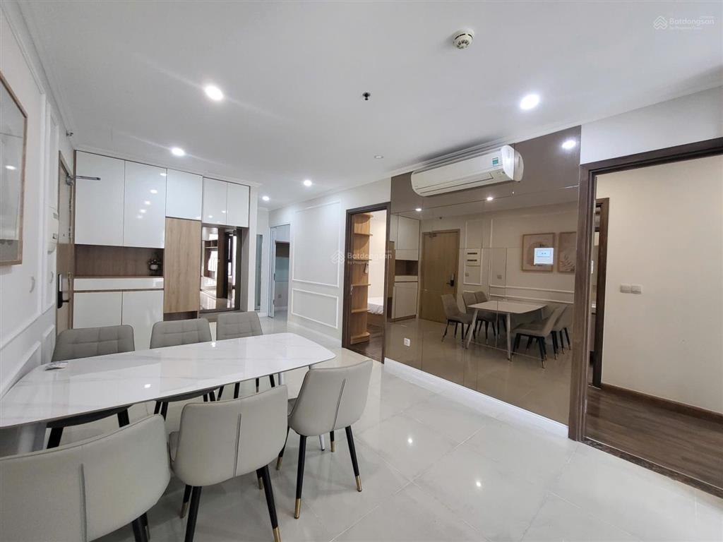 86,38m2 giá bán 12,1 tỷ  100% căn hộ 2pn+ 2wc view hồ bơi đẹp hà đô centrosa garden quận 10