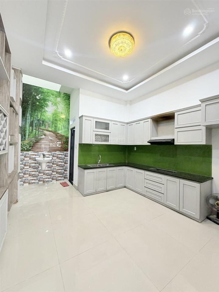 Bán nhà 4 tầng ngay trường cao đẳng điện lực q.12 diện tích đất 67.1m2 giá 5.6 tỷ