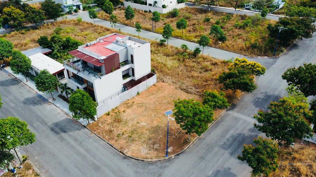 Lô biệt thự chính chủ 2 mặt tiền siêu hot còn sót lại giá chỉ 21,5 tỷ/395m2