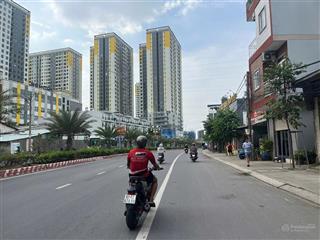 Bán mt 11 x 35 380m2 full thổ cư đối diện chung cư becon 33 tầng  đông hòa, tp.hcm