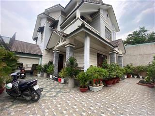 Hiếm có biệt thự trung tâm dĩ an giá ngộp trước tết  300m², đường lớn 22m