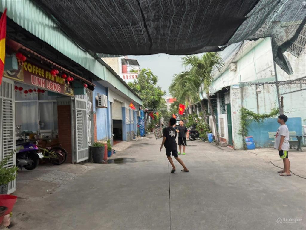 Bán lô đất đường chiêu liêu, dĩ an, tphcm  dt 8 x 15m  124m2 tách được 2 lô giá 5 tỷ tl