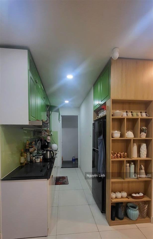 Chính chủ bán căn hộ 2 phòng ngủ 2wc full nội thất cao cấp tại samsora riverside