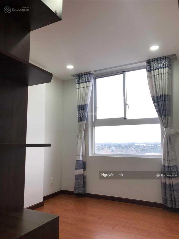 Cho thuê căn hộ samsora riverside 2pn + 2wc (full nội thất  chỉ cần xách vali vào ở)