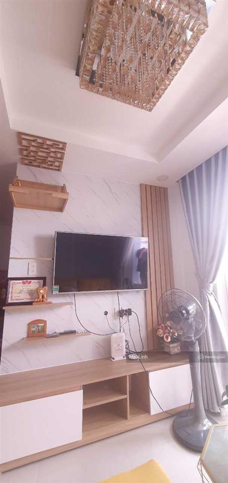 Chính chủ muốn bán gấp căn 49m2 giá chỉ 1,350 tỷ.  chính chủ 0906 091 ***