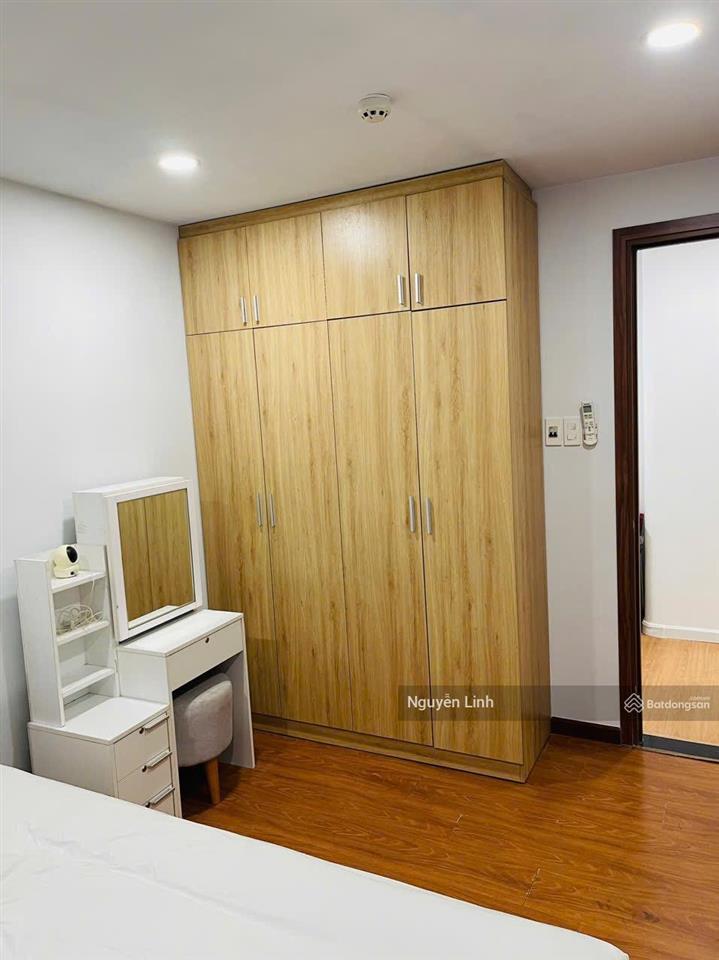 Chính chủ bán căn hộ riverside 46m full nội thất block c view sông thoáng mát