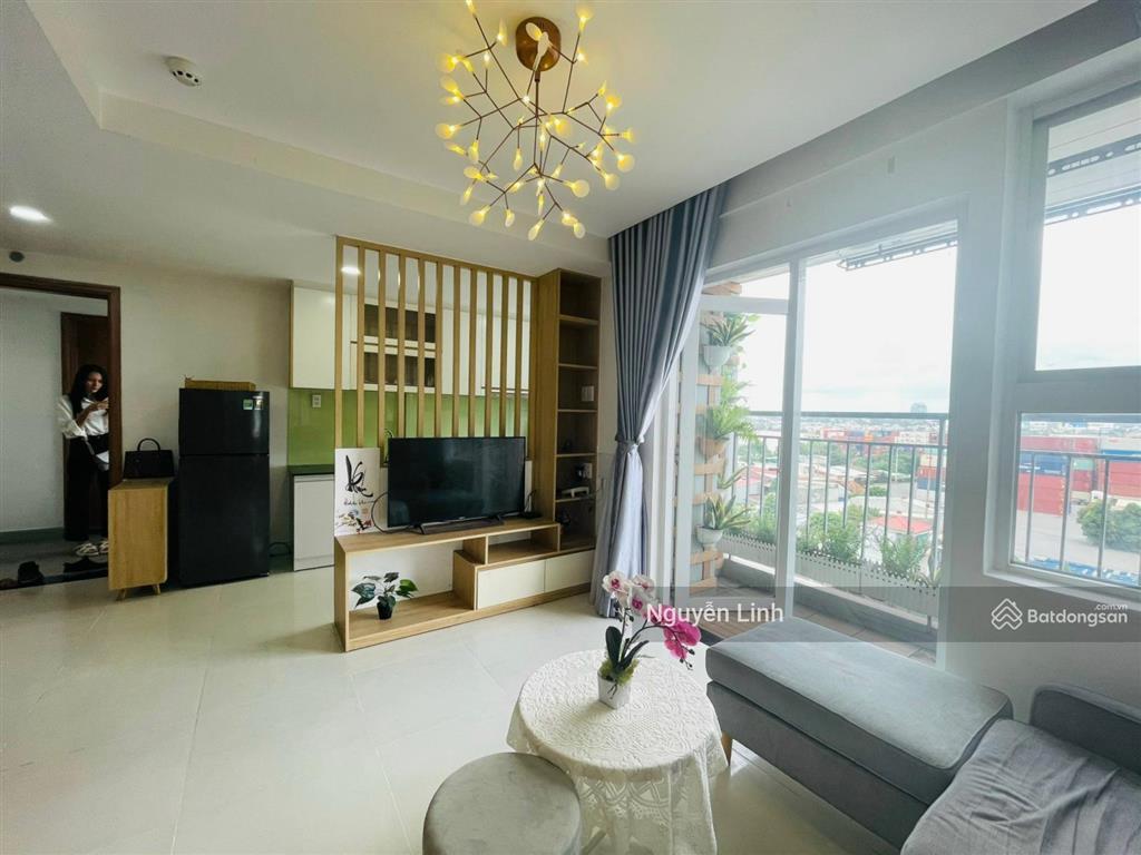Cho thuê căn hộ 2pn 2wc | samsora riverside | gần làng đại học