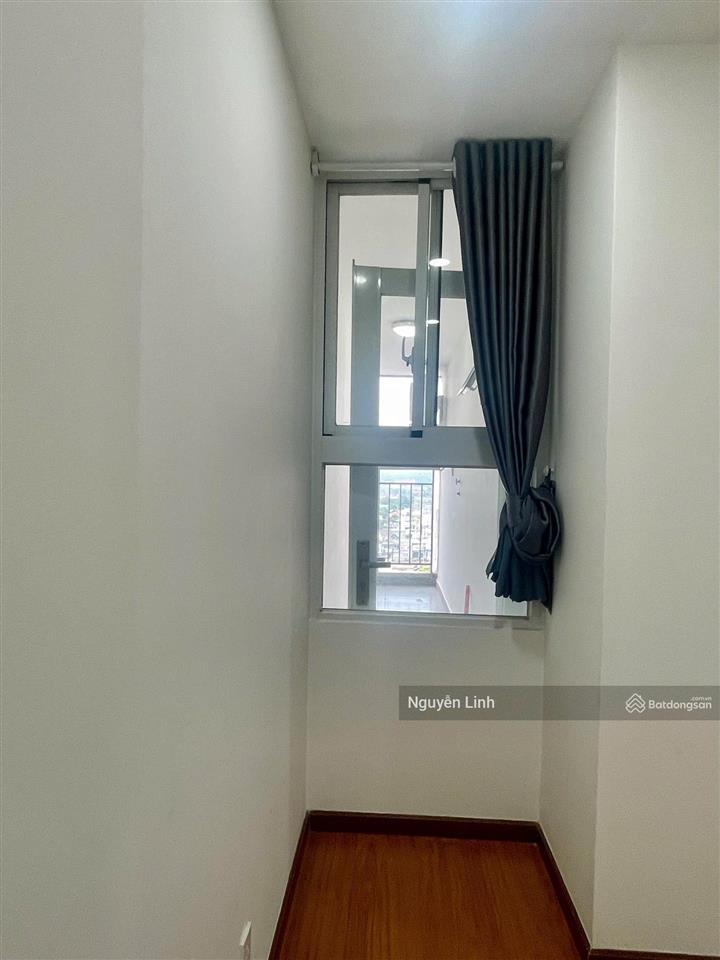4,5 triệu  cho thuê căn hộ samsora riverside 2pn 2wc view đông nam cực thoáng