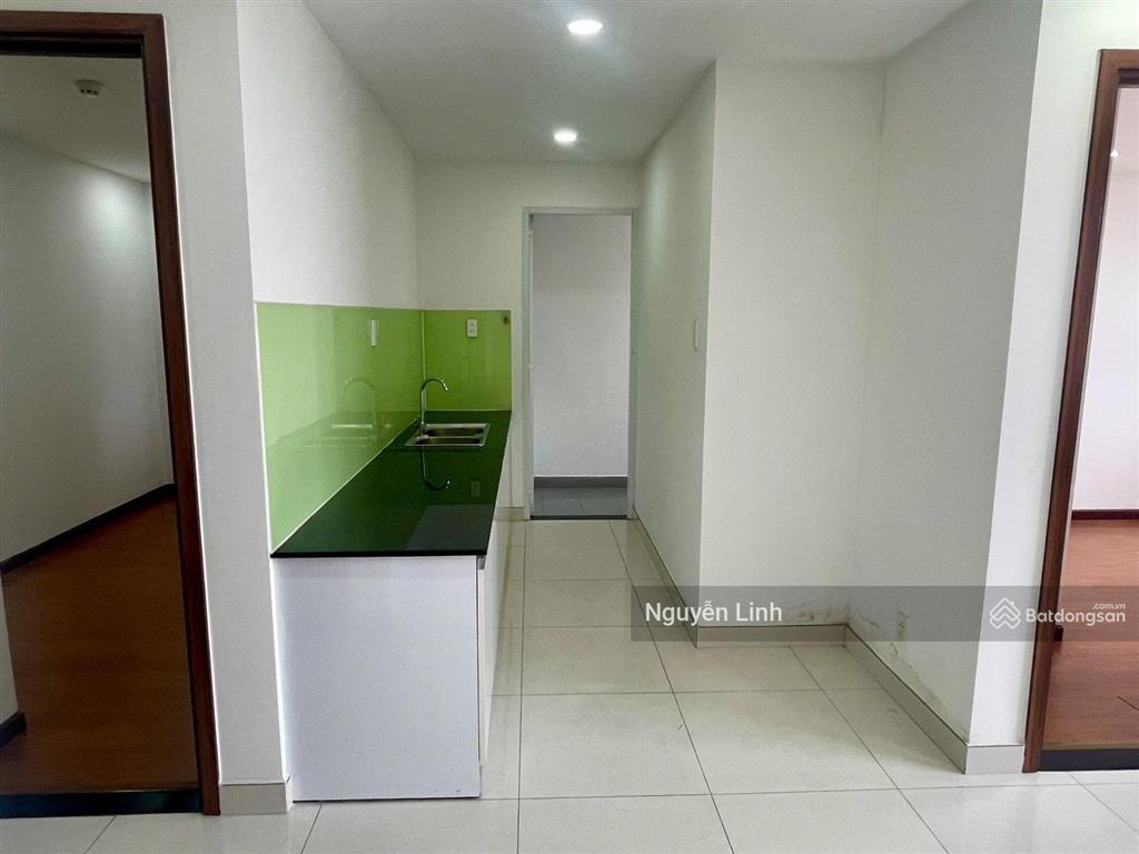 4,5 triệu  cho thuê căn hộ samsora riverside 2pn 2wc view đông nam cực thoáng
