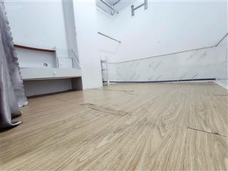 Còn 1 phòng riêng 25m2 sân thượng full nội thất giá 1,3tr