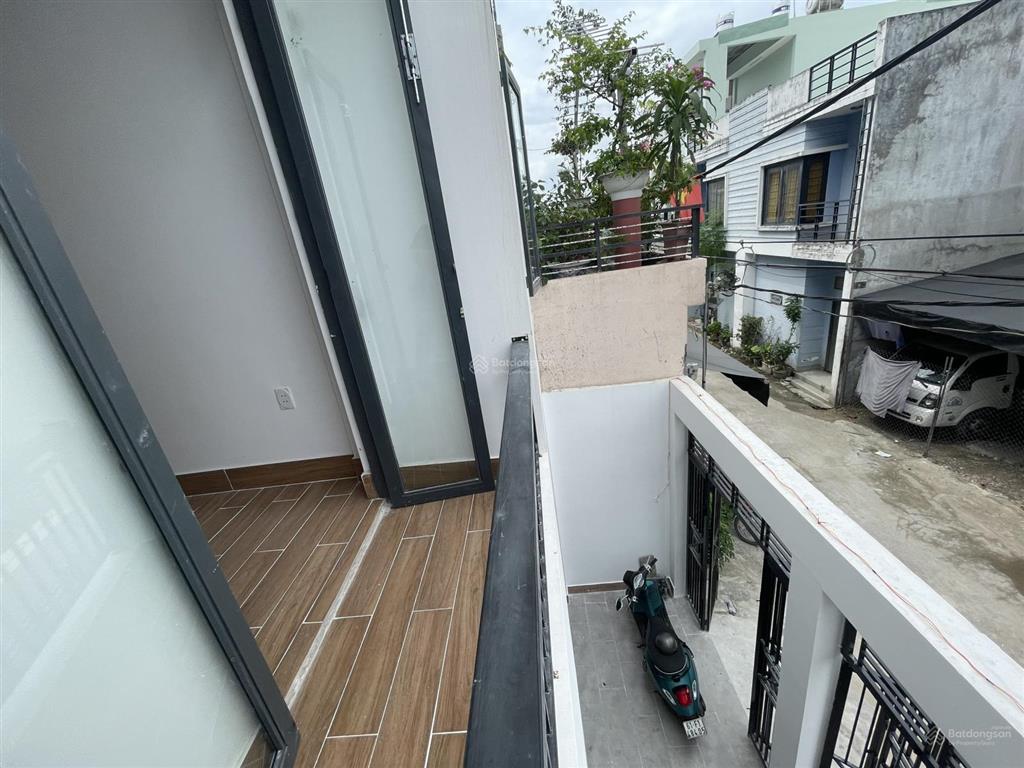 Nhà nguyên căn 7,5tr, 4pn hẻm ô tô 126m²
