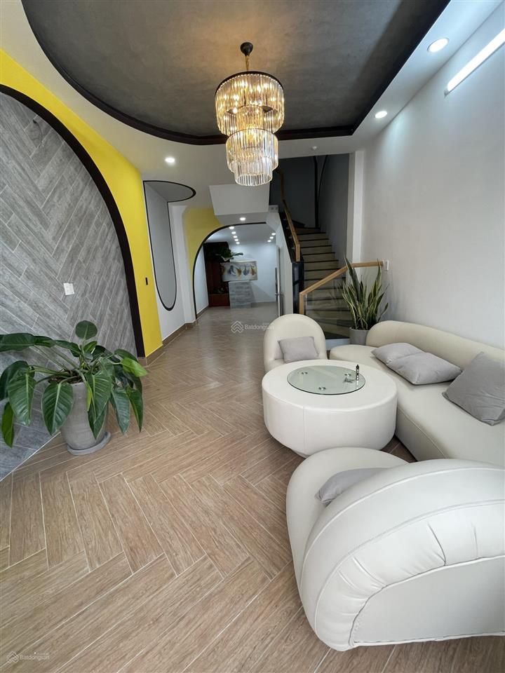 Mặt tiền tx40 thông 30mét bồn binh hà huy giáp 2