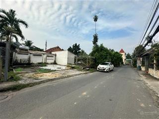 Bán gấp lô đất vị trí cực đẹp, ngay sát vách phường phú lợi, tp. thủ dầu một  0983 240 ***