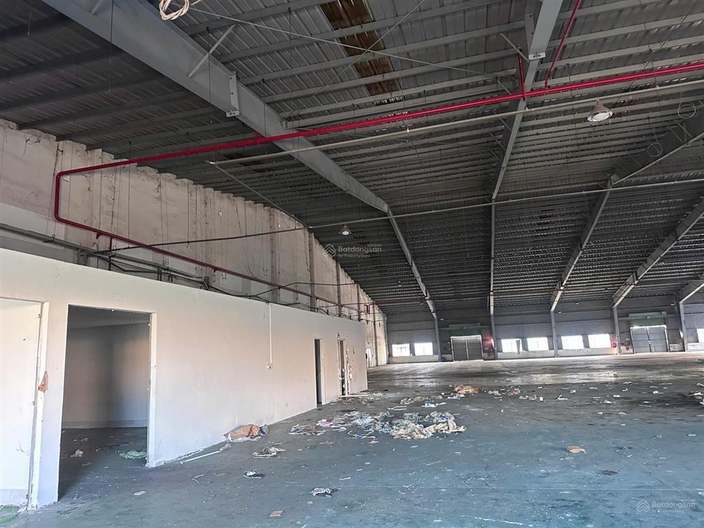 Bán nhà xưởng kcn đại đăng, tp. thủ dầu một  dt đất 1,8ha, xưởng 10.000m²