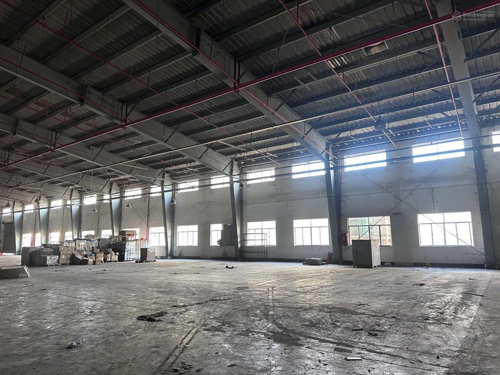 Bán nhà xưởng kcn đại đăng, tp. thủ dầu một  dt đất 1,8ha, xưởng 10.000m²