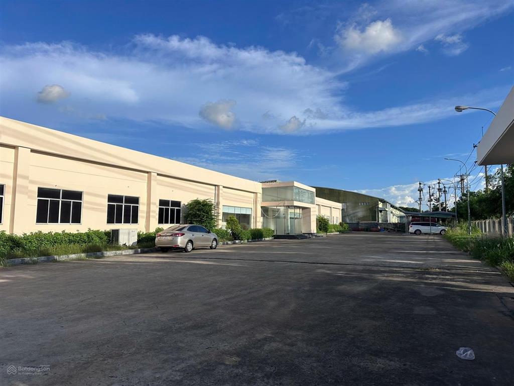 Bán nhà xưởng kcn đại đăng, tp. thủ dầu một  dt đất 1,8ha, xưởng 10.000m²
