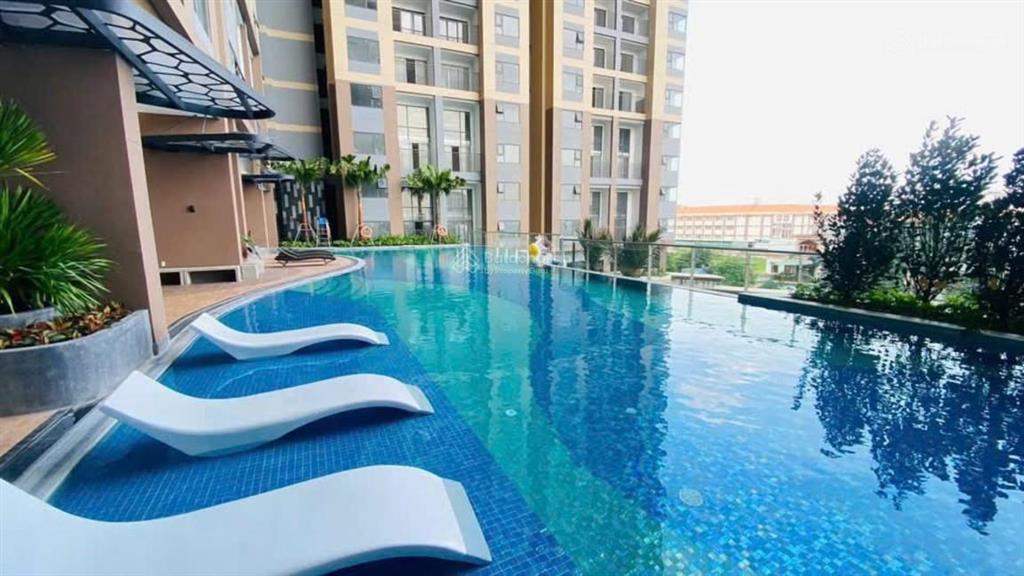 Cho thuê căn góc hiếm phú đông sky garden 72m2 chỉ 8,5 triệu/tháng