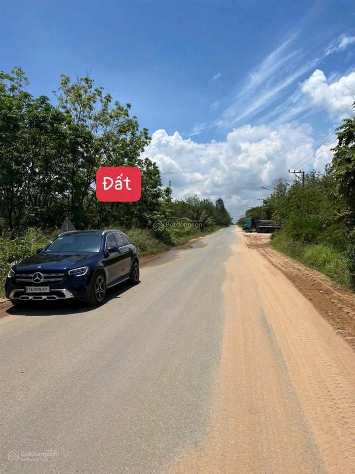 Bán 32000m2 đất đt 749b, minh hòa gần hồ dầu tiếng sẵn 300m2 thổ cư giá 27 tỷ có thương lượng