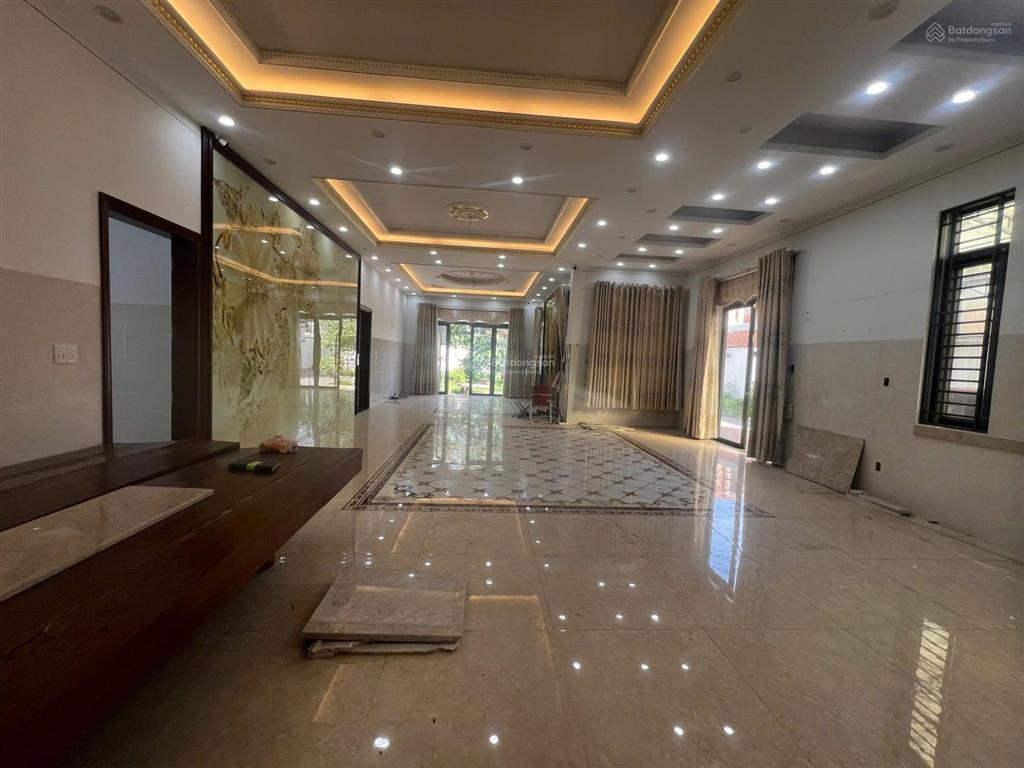 Bán biệt thự mái thái kdc hiệp thành 1
