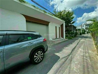 Bán biệt thự hồ bơi sân vườn phường bình dương gần bv 1500 giường