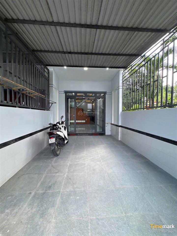 Hàng hiếm tại nguyễn thị chạy, p. dĩ an, tp. hcm giá 4,8 tỷ, dt 86,5 m2, 4pn, 2wc, 1 lầu