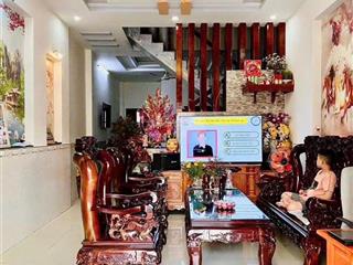 Bán nhà trệt lầu đường nhựa 8 m thông gần ngã tư chiêu liêu sát đường lê hồng phong