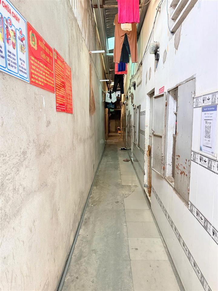 Bán 1 kí ốt và 5 phong trọ sát chợ đoàn thị kia gần ngã ba ông xã