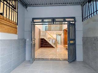 Bán nhà cấp 4 có gác đẹp mê ly gần hội trường và trường học đông hòa