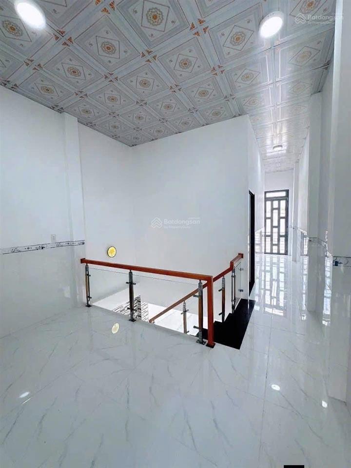 Bán nhà lầu trệt gần vincom dĩ an hẻm đường nguyễn du nhà mới tinh trệt lầu , hẻm xe hơi tới nhà