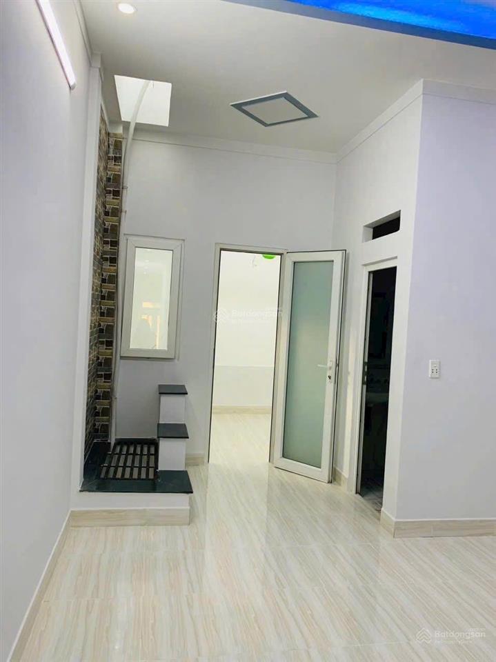 Chủ bán nhà trệt lầu sát trung tâm hành chính dĩ an , hẻm đường ngô văn sở gần đường nguyễn an ninh