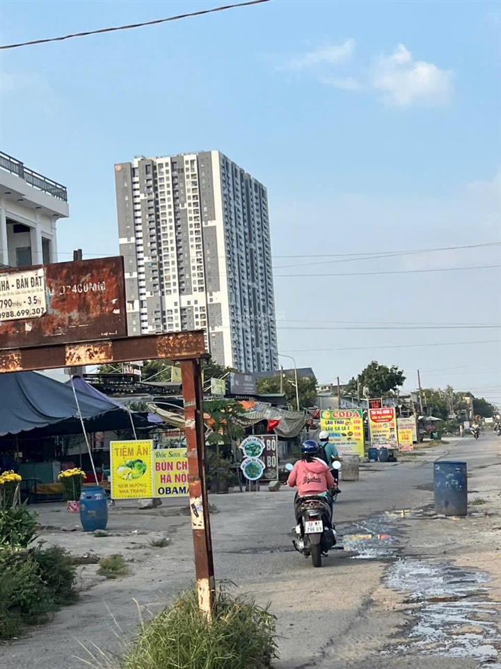 Cho thuê nhà trệt lầu sát làng đại học, đường xe hơi, có 4 phòng