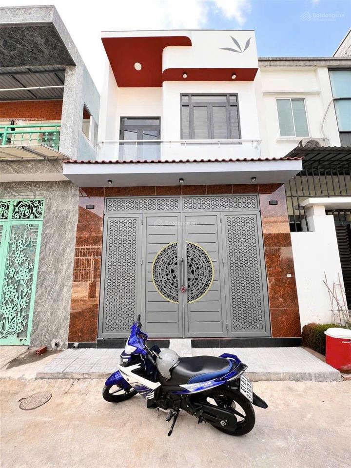 Bán nhà trệt lầu mới tinh gần chợ tân long, phường dĩ an, thành phố hồ chí minh