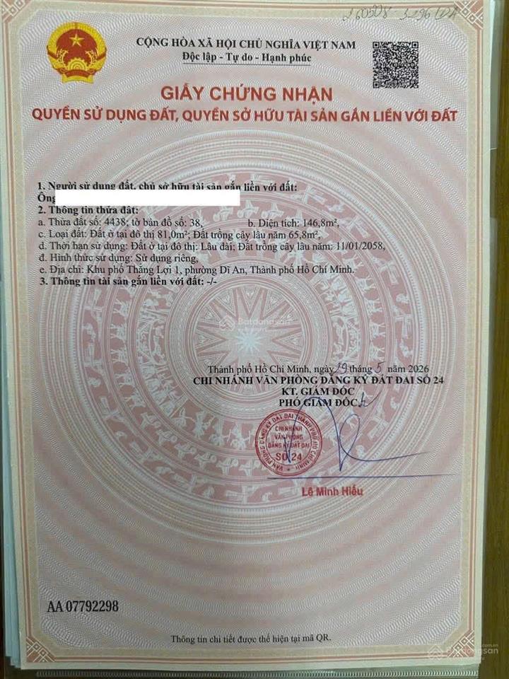 Bán đất tặng 2 căn nhà cấp 4 gần chợ dĩ an ngang hơn 10 m dt đất 146,8 m2, vị trí trung tâm dĩ an