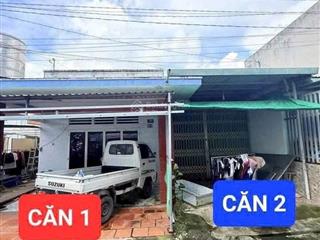 Bán đất tặng 2 căn nhà cấp 4 gần chợ dĩ an ngang hơn 10 m dt đất 146,8 m2, vị trí trung tâm dĩ an