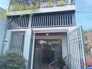 Bán nhà trệt lầu còn mới gần làng đại học quốc gia thành phố hồ chí minh