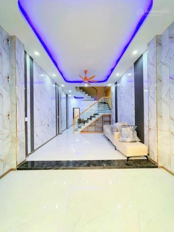 Bán nhà trệt lầu gần đường nguyễn an ninh, chợ dĩ an