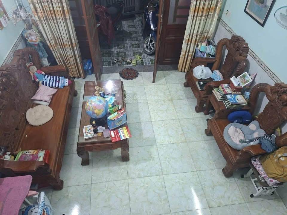 Bán nhà cấp 4 có gác đổ gần ngã tư chiêu liêu, dĩ an